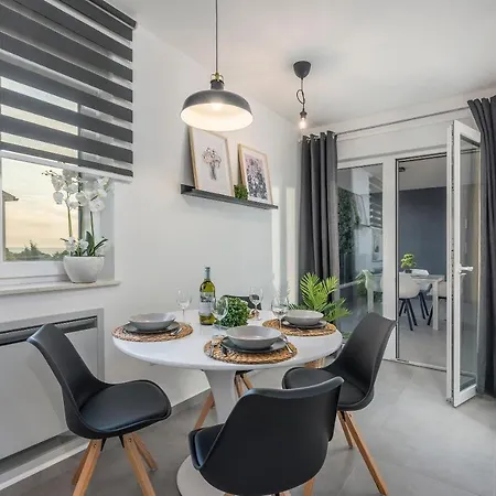 Apart Residence Galant Rovinj Exterior photo